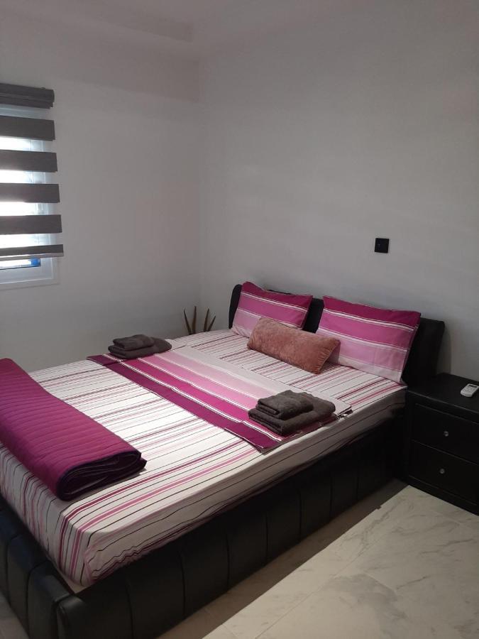 2 Bedroom Apartment-Mediterranean Type Paphos Exterior foto