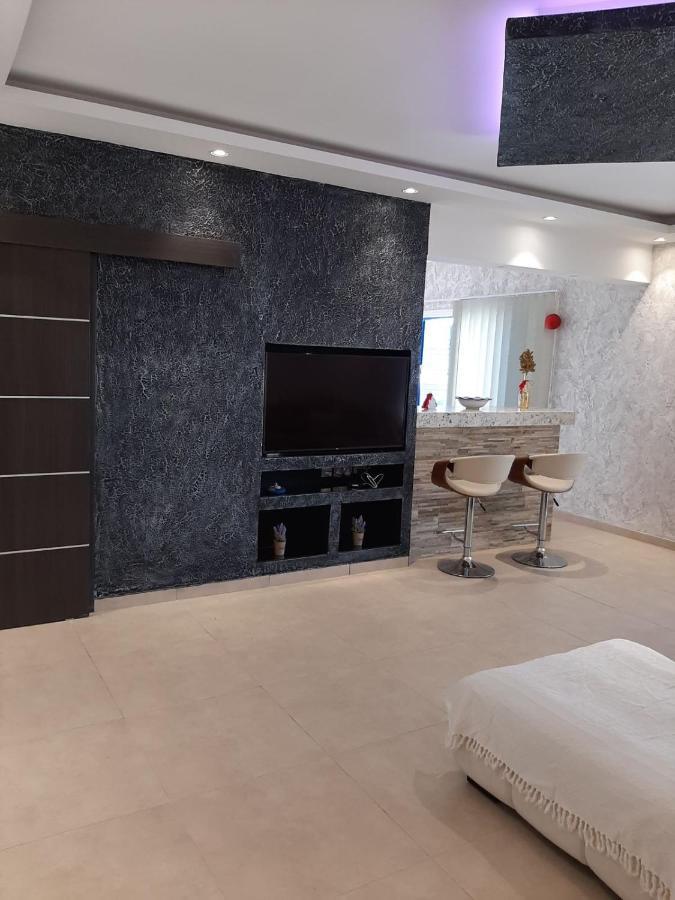 2 Bedroom Apartment-Mediterranean Type Paphos Exterior foto