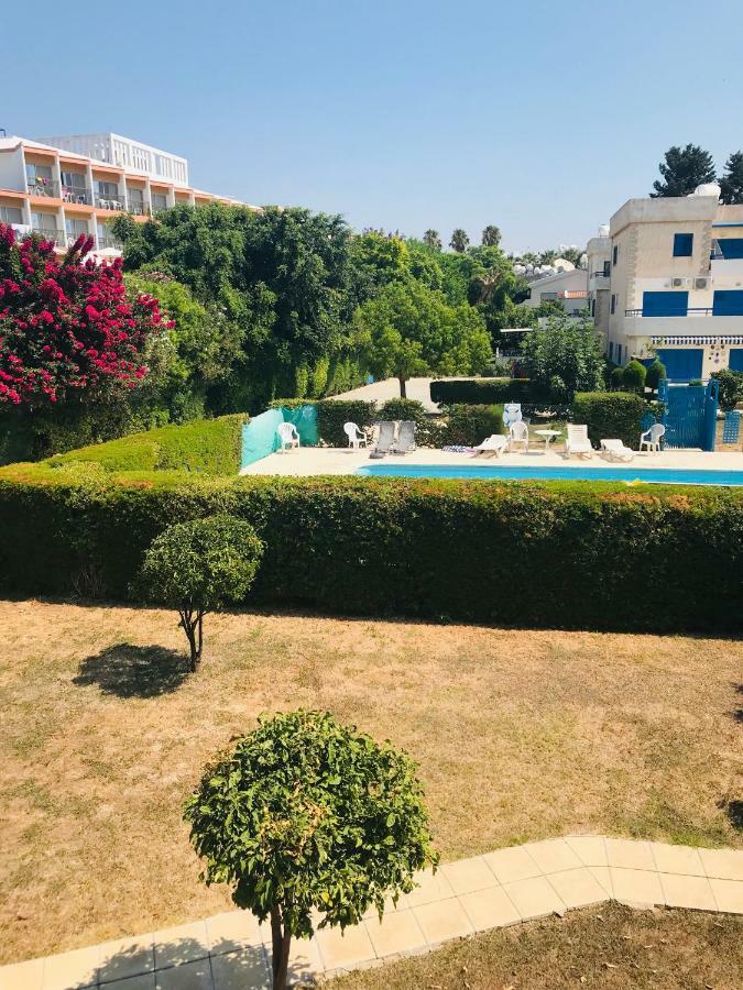2 Bedroom Apartment-Mediterranean Type Paphos Exterior foto